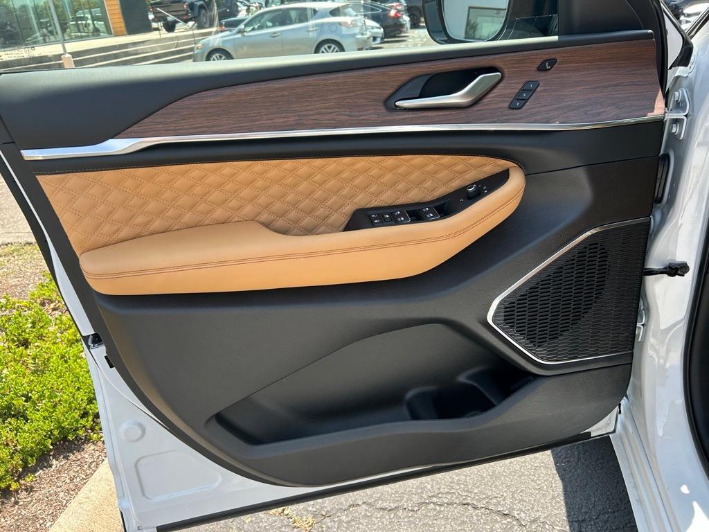 new 2025 Jeep Grand Cherokee car, priced at $59,642
