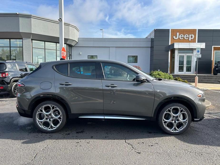 new 2024 Alfa Romeo Tonale car, priced at $50,300