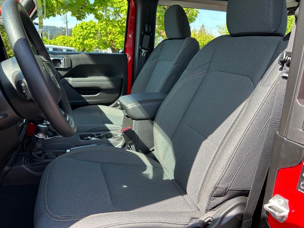 new 2025 Jeep Wrangler car, priced at $34,992
