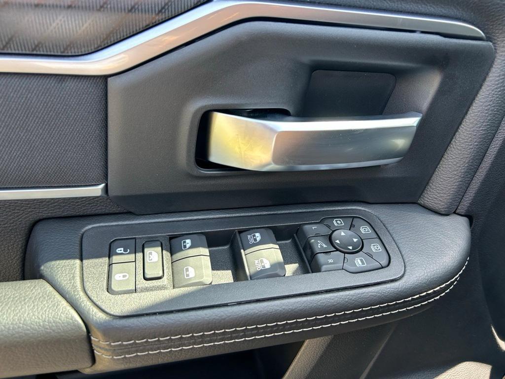 new 2025 Ram 2500 car, priced at $67,892