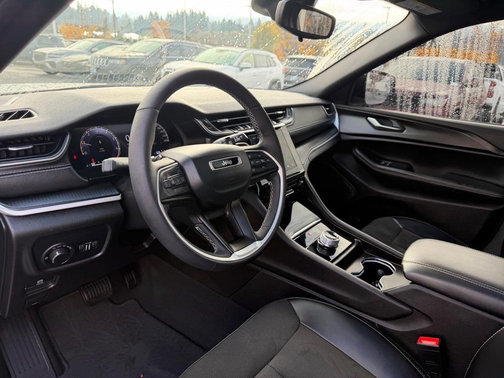 used 2023 Jeep Grand Cherokee car, priced at $30,990