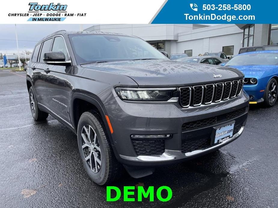 new 2024 Jeep Grand Cherokee L car, priced at $54,992