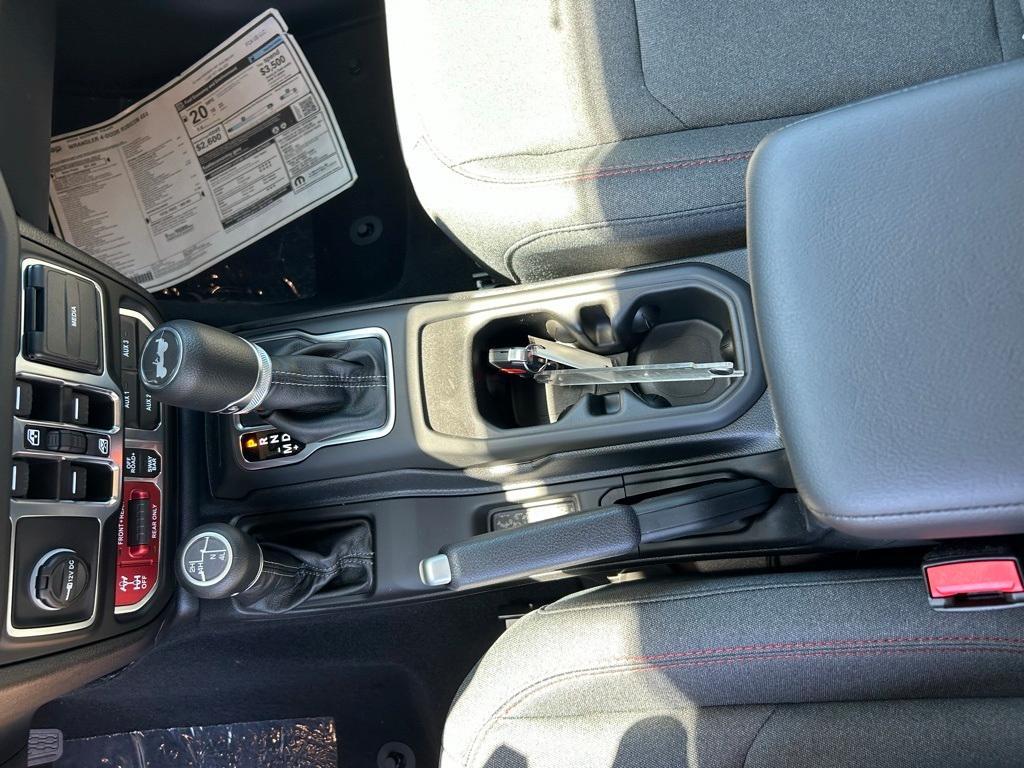 new 2025 Jeep Wrangler car, priced at $58,843
