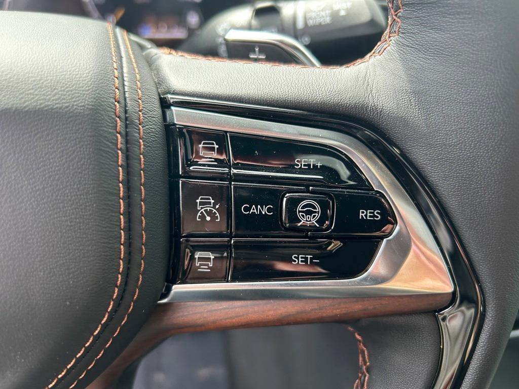 new 2025 Jeep Grand Cherokee car, priced at $61,178