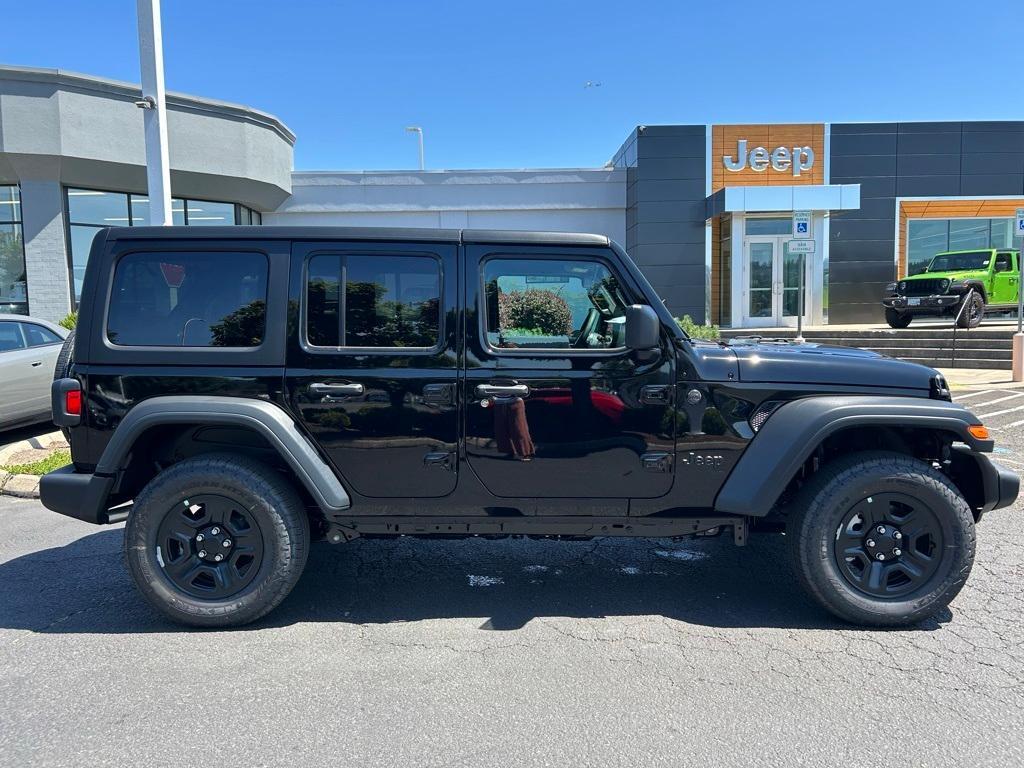 new 2025 Jeep Wrangler car, priced at $37,492