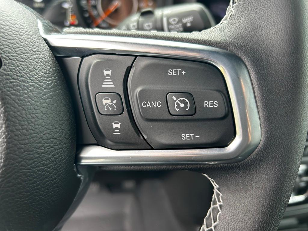 new 2025 Jeep Wrangler car, priced at $55,520