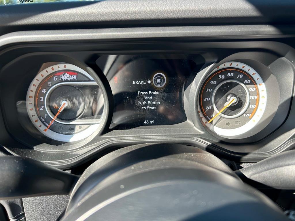 new 2025 Jeep Gladiator car, priced at $72,007