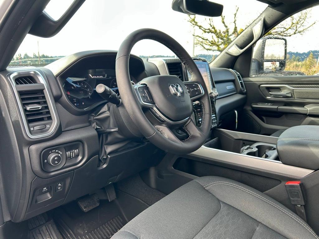 new 2025 Ram 1500 car, priced at $51,985