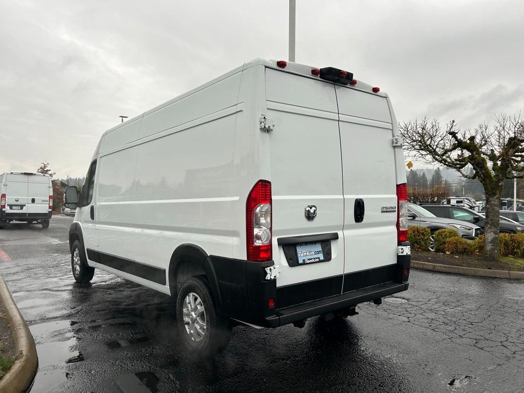 new 2024 Ram ProMaster 2500 car, priced at $45,195