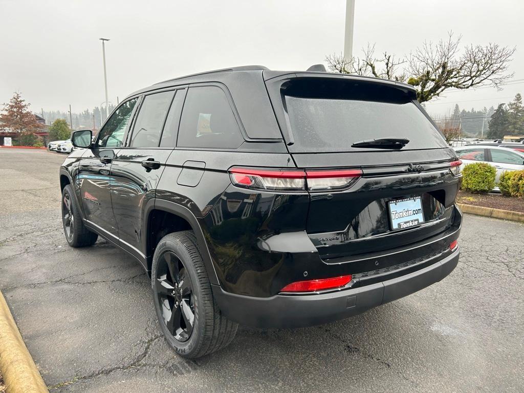 new 2025 Jeep Grand Cherokee car, priced at $41,492