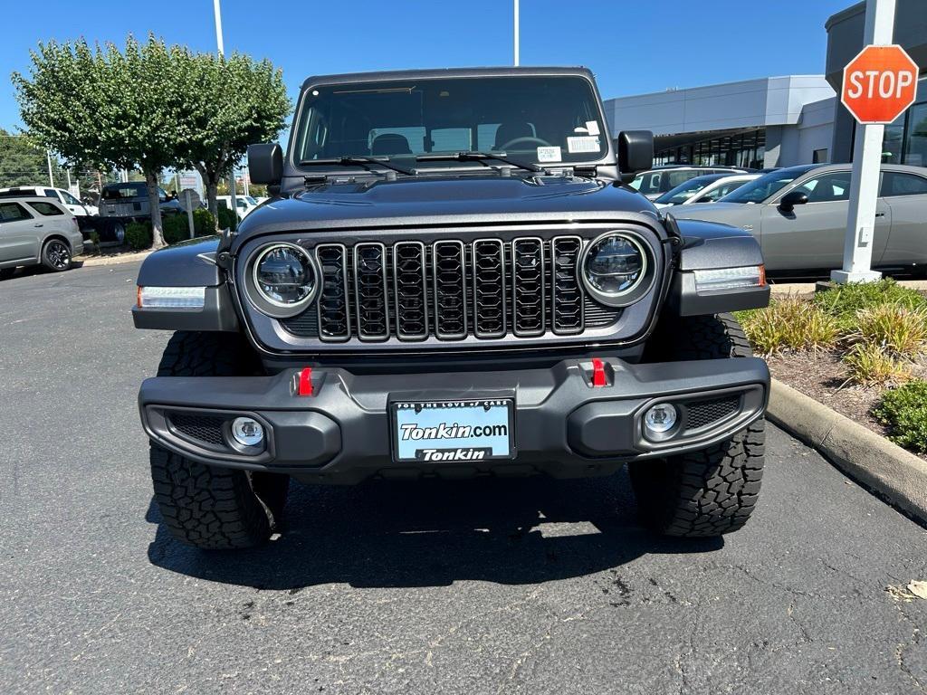 new 2025 Jeep Gladiator car, priced at $48,106