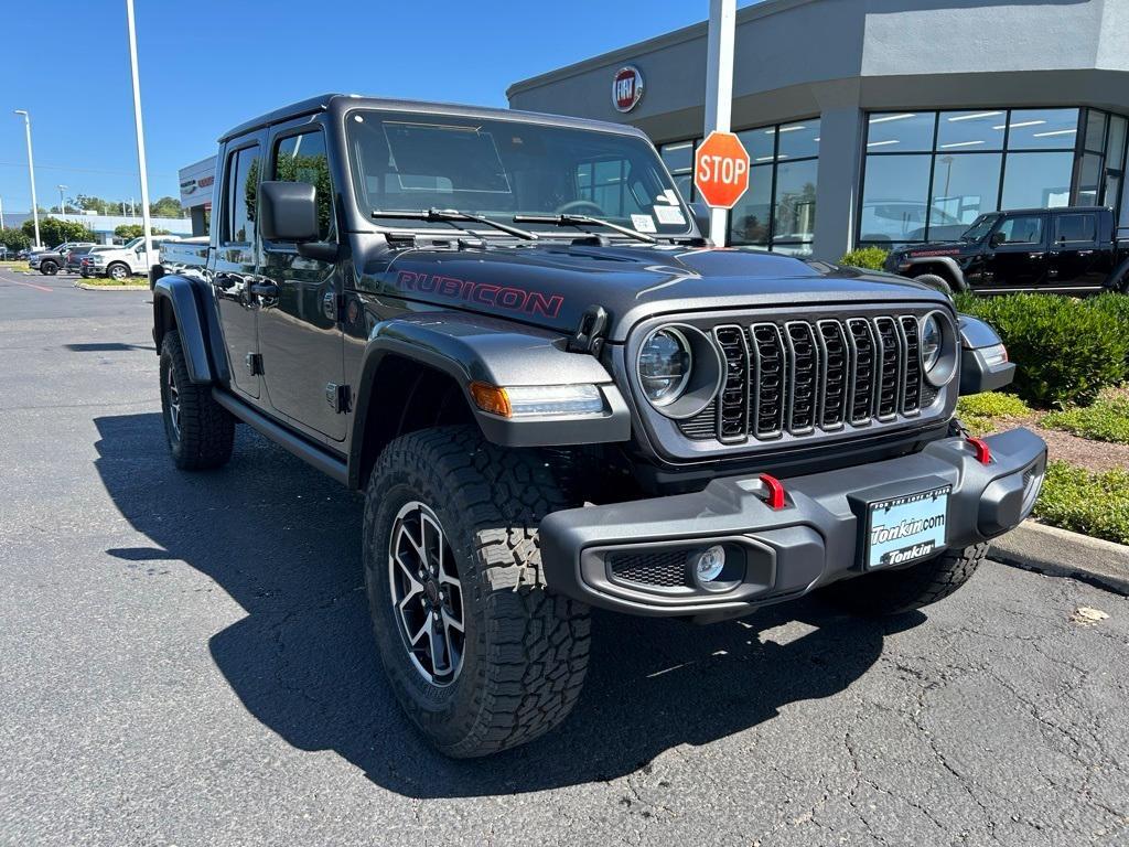 new 2025 Jeep Gladiator car, priced at $48,106