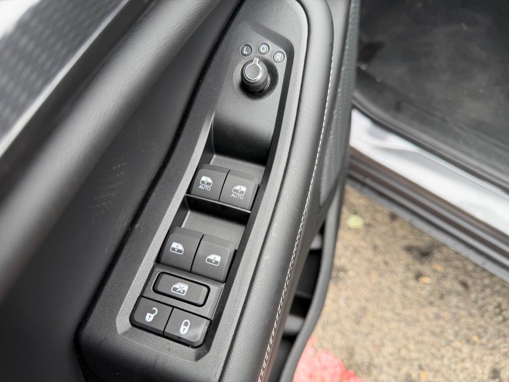 new 2025 Jeep Grand Cherokee car, priced at $42,492