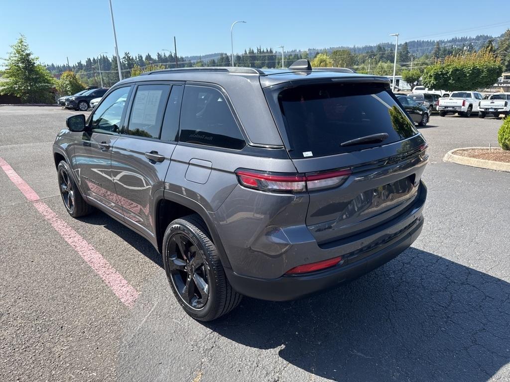 used 2023 Jeep Grand Cherokee car