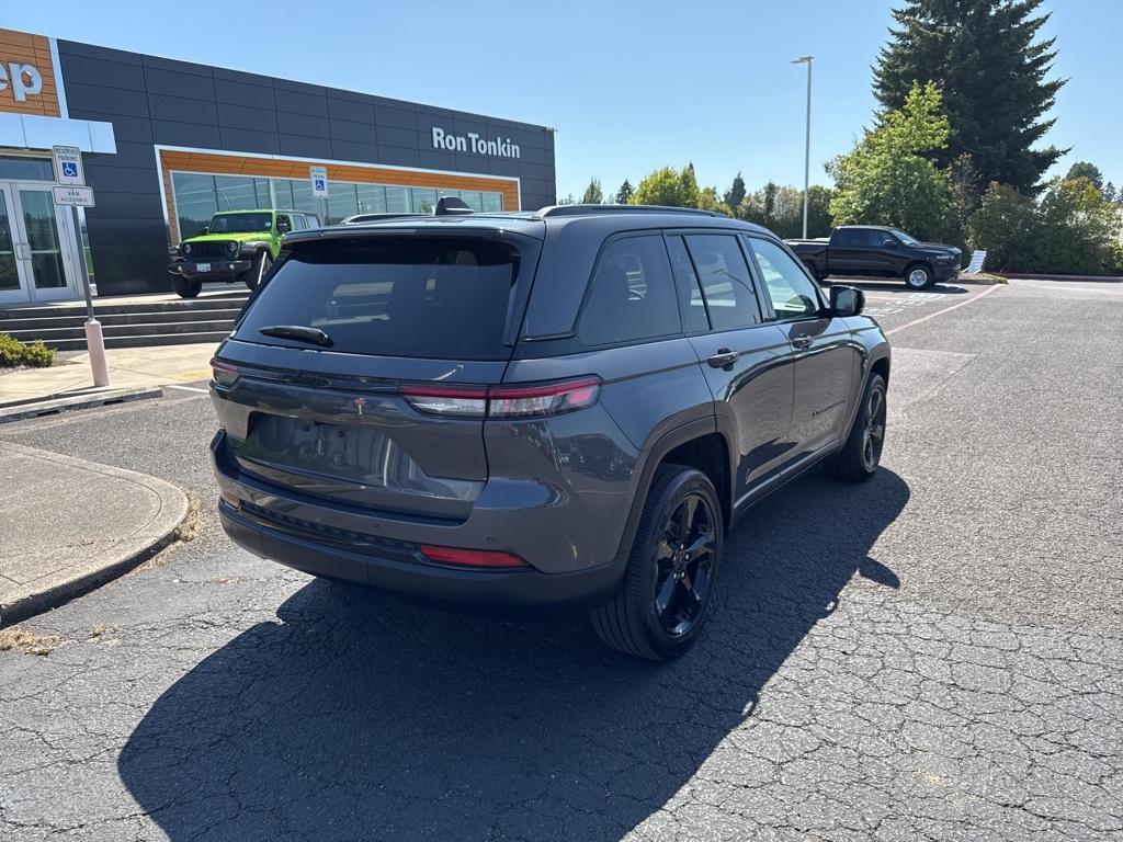 used 2023 Jeep Grand Cherokee car