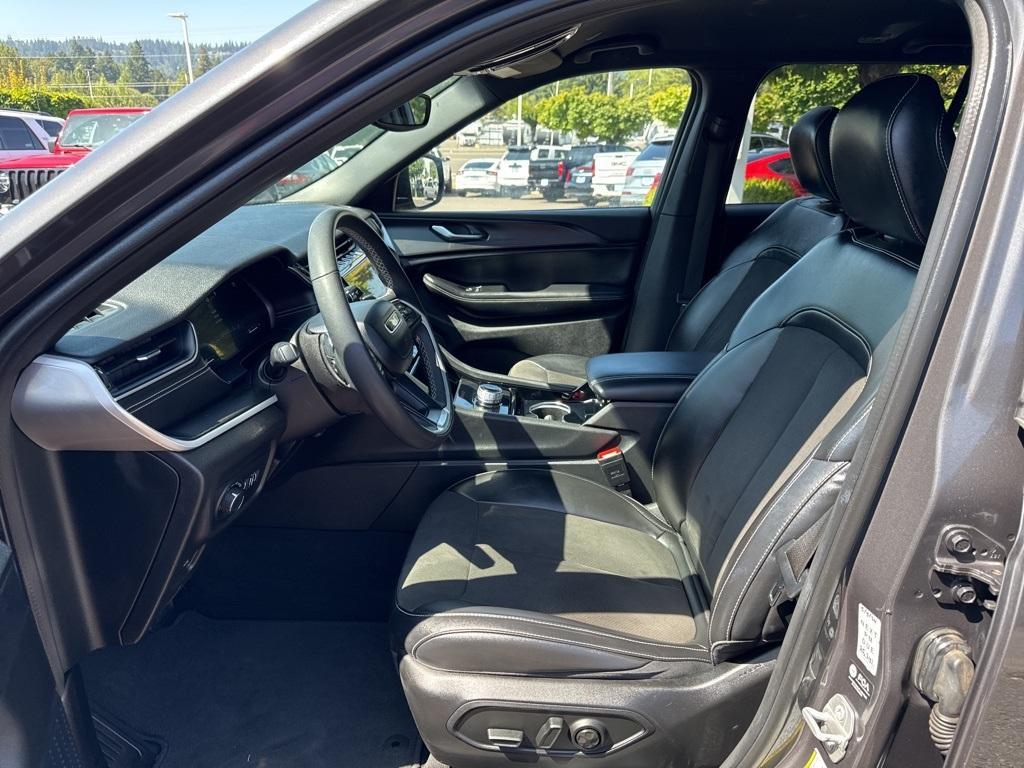 used 2023 Jeep Grand Cherokee car