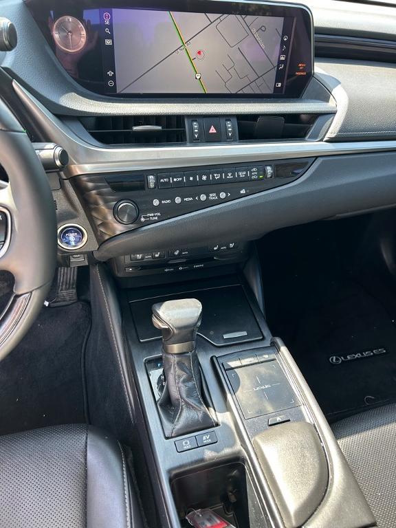 used 2020 Lexus ES 300h car, priced at $30,998