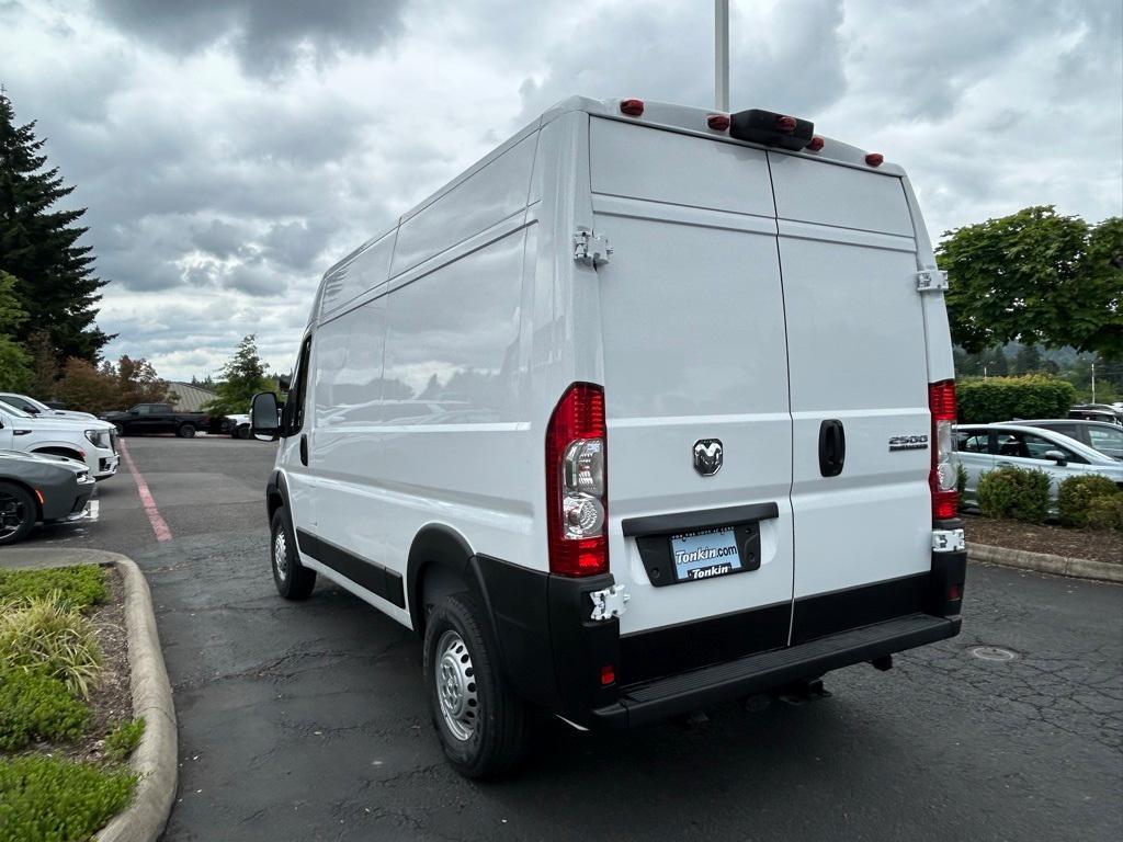 new 2025 Ram ProMaster 2500 car, priced at $49,746