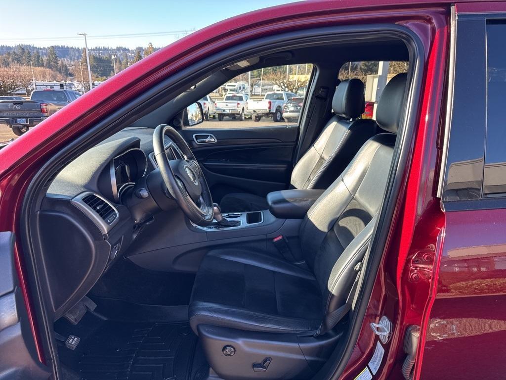 used 2018 Jeep Grand Cherokee car, priced at $15,998