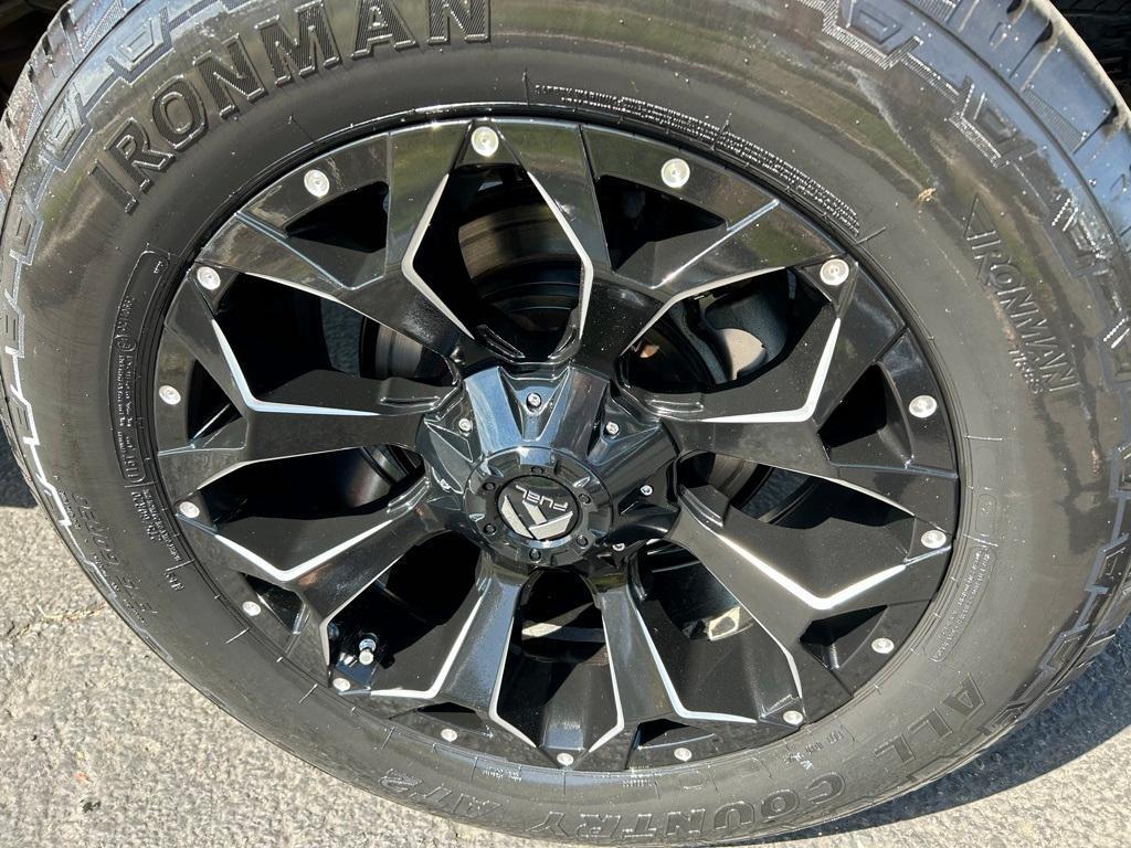 used 2016 Toyota Tundra car