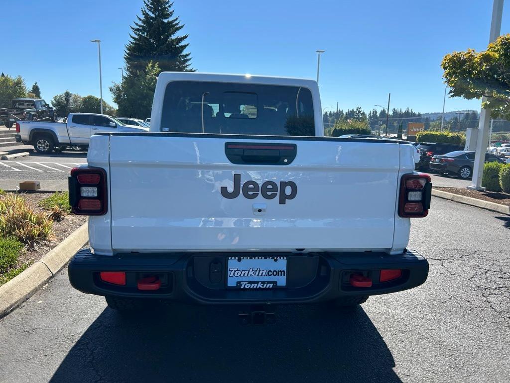 new 2025 Jeep Gladiator car, priced at $48,500