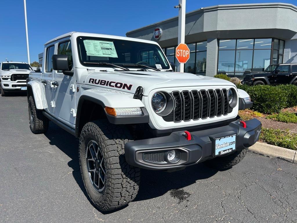 new 2025 Jeep Gladiator car, priced at $48,500