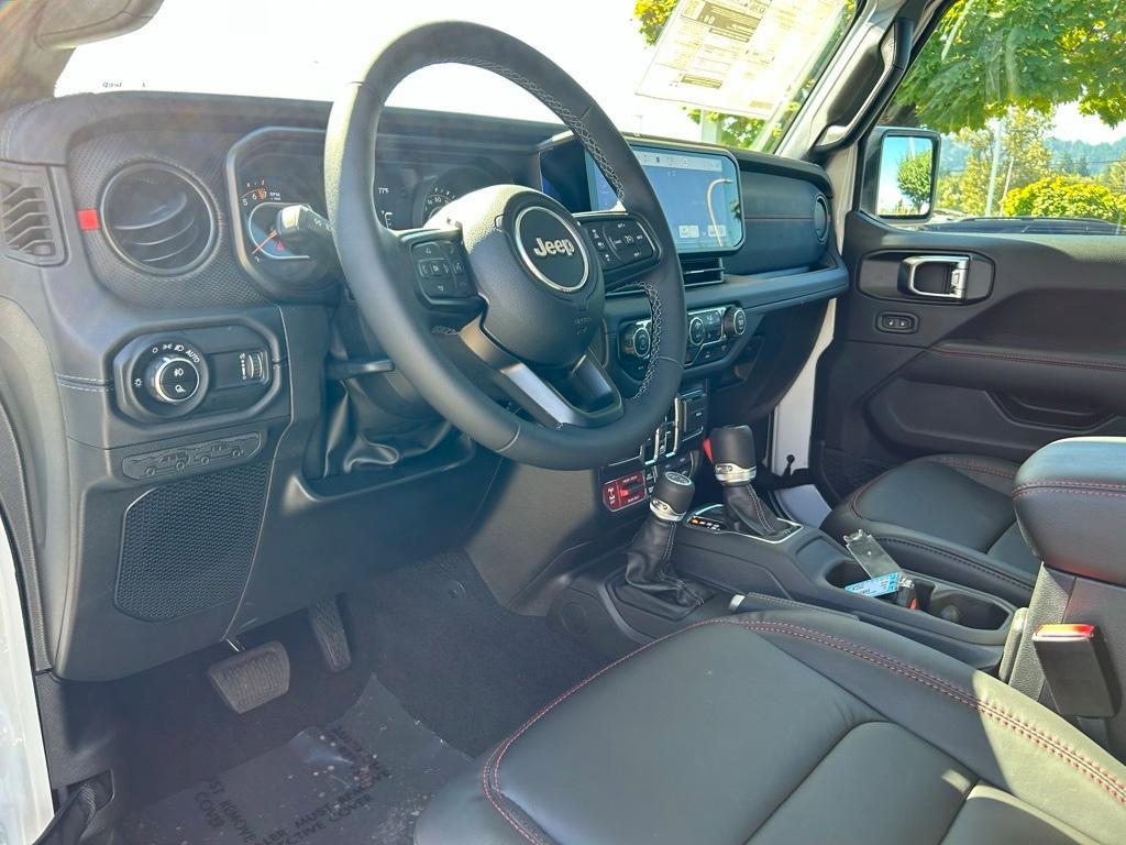 new 2025 Jeep Gladiator car, priced at $48,500