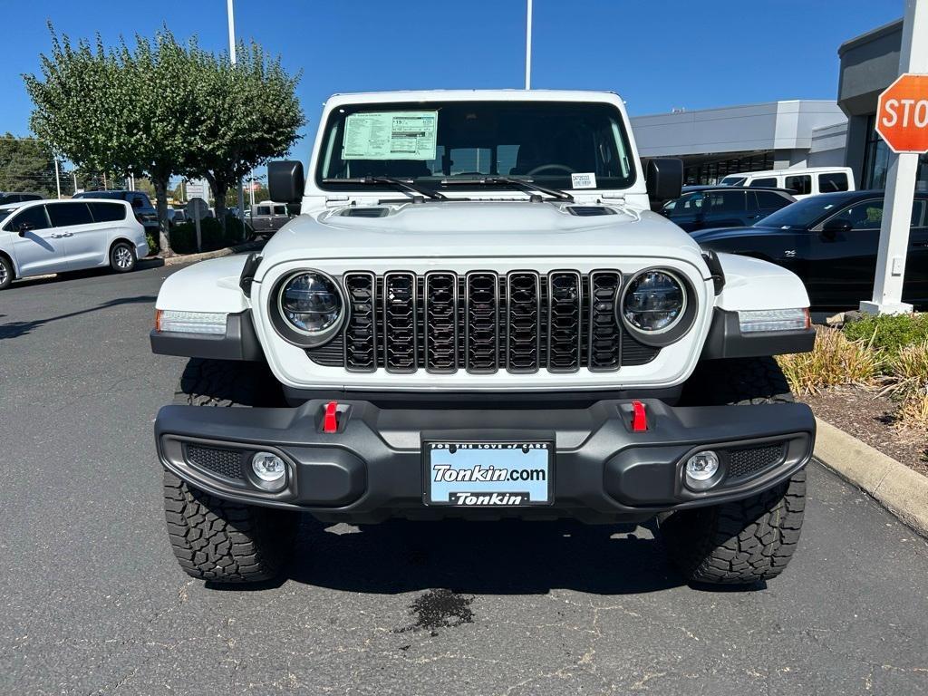 new 2025 Jeep Gladiator car, priced at $48,500