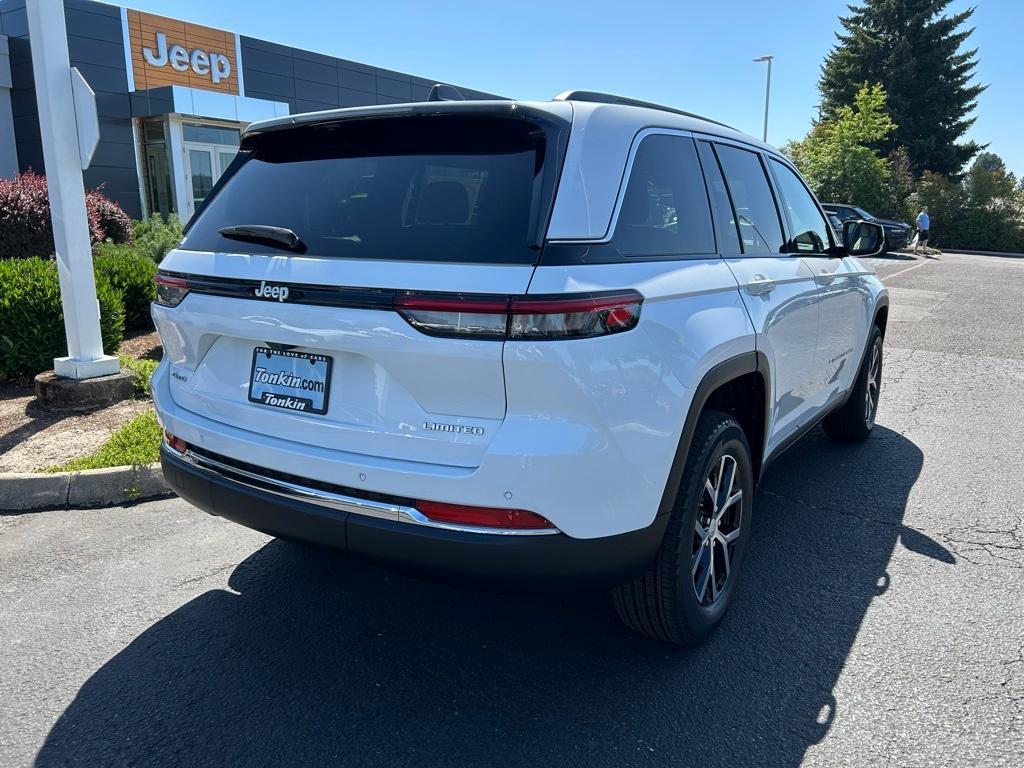 new 2025 Jeep Grand Cherokee car, priced at $45,796