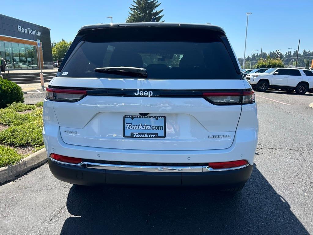 new 2025 Jeep Grand Cherokee car, priced at $45,796