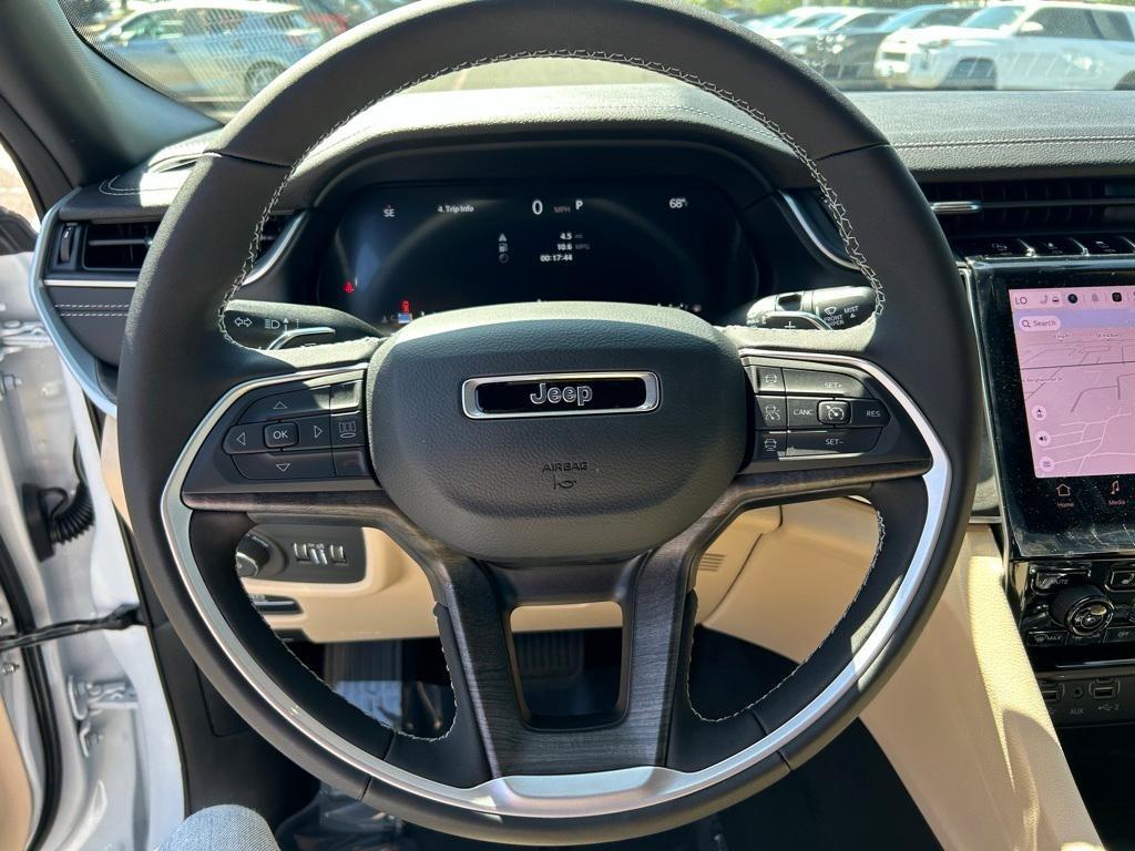 new 2025 Jeep Grand Cherokee car, priced at $45,796