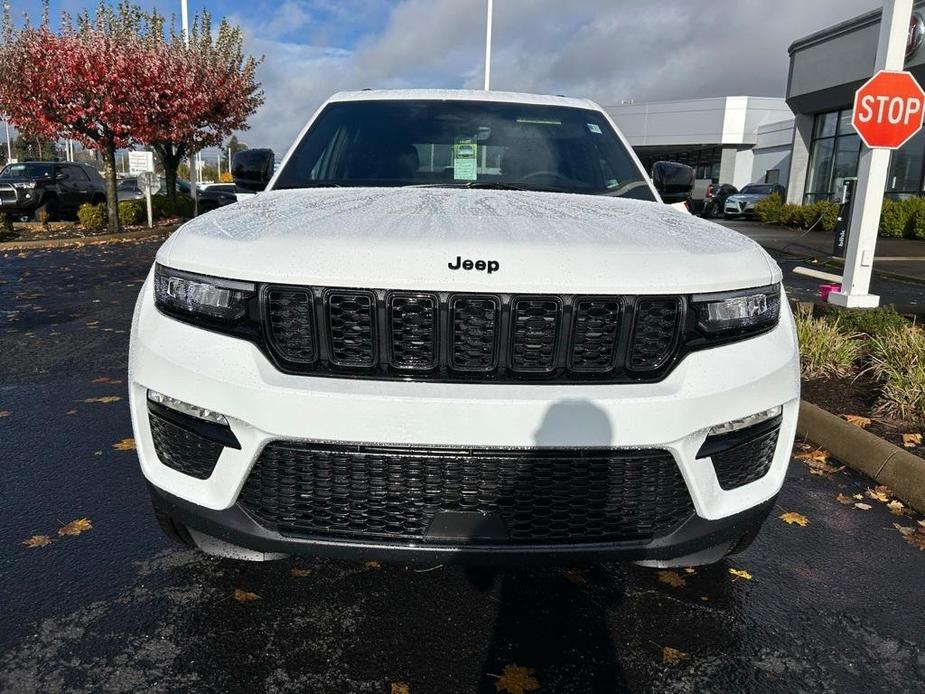 new 2025 Jeep Grand Cherokee car, priced at $48,035