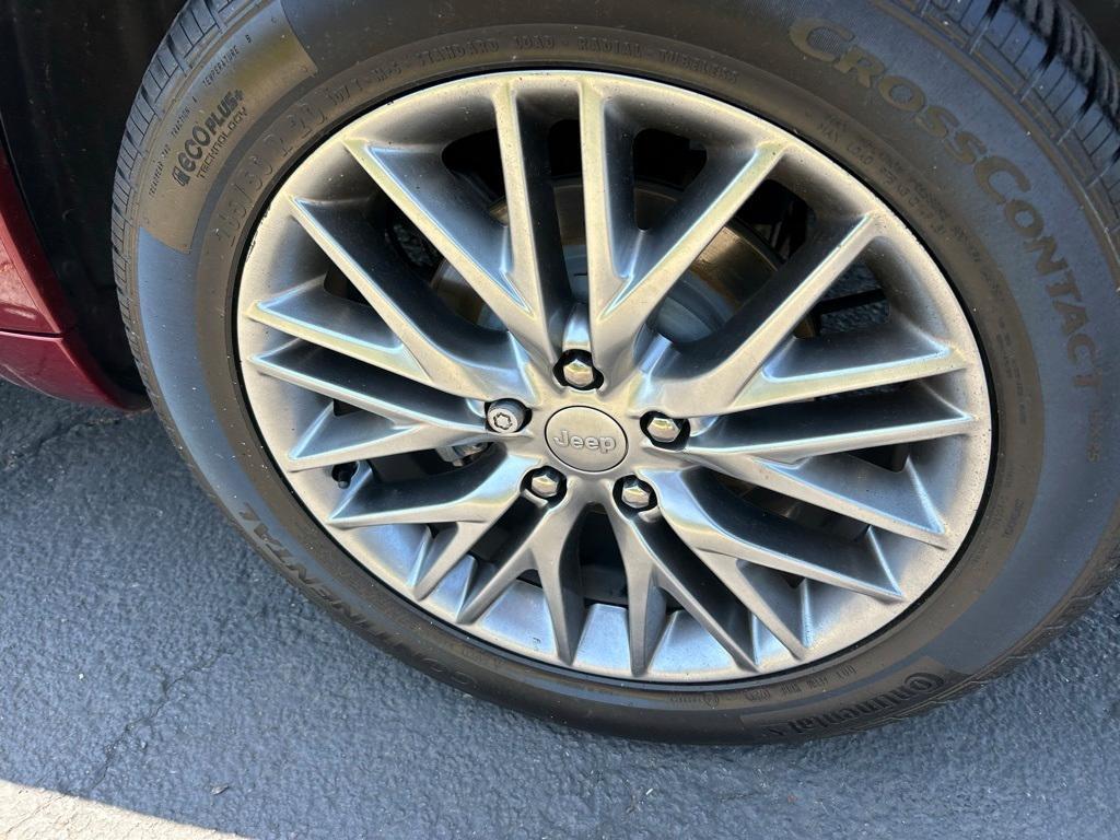 used 2017 Jeep Grand Cherokee car, priced at $21,990