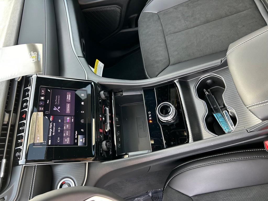 new 2025 Jeep Grand Cherokee car, priced at $42,170