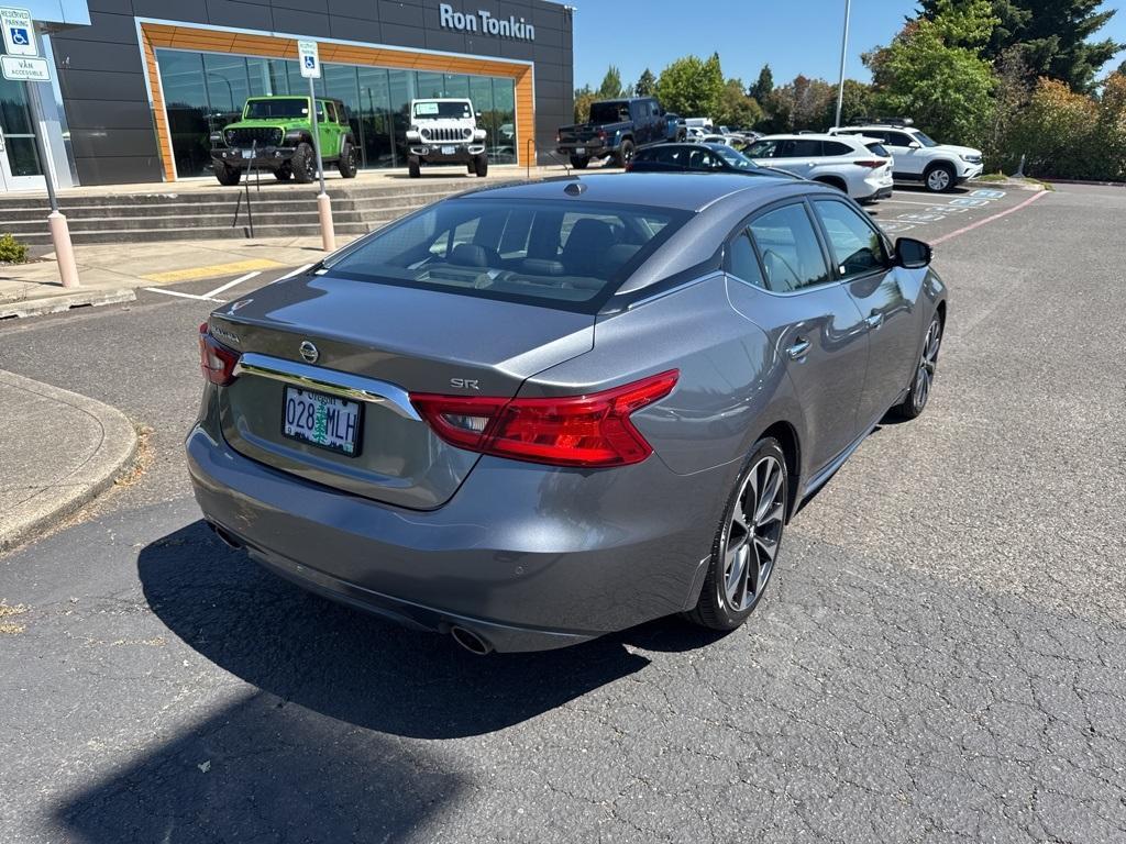 used 2016 Nissan Maxima car