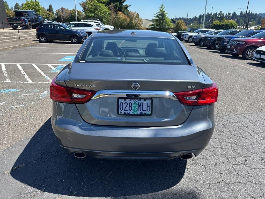 used 2016 Nissan Maxima car