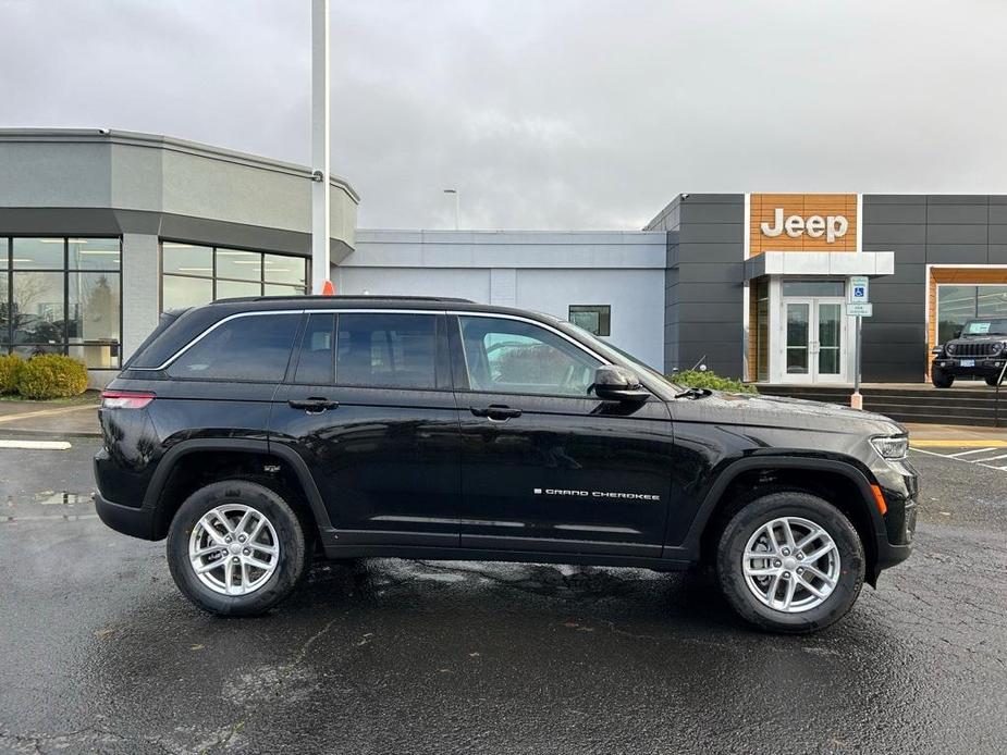 new 2025 Jeep Grand Cherokee car, priced at $41,420