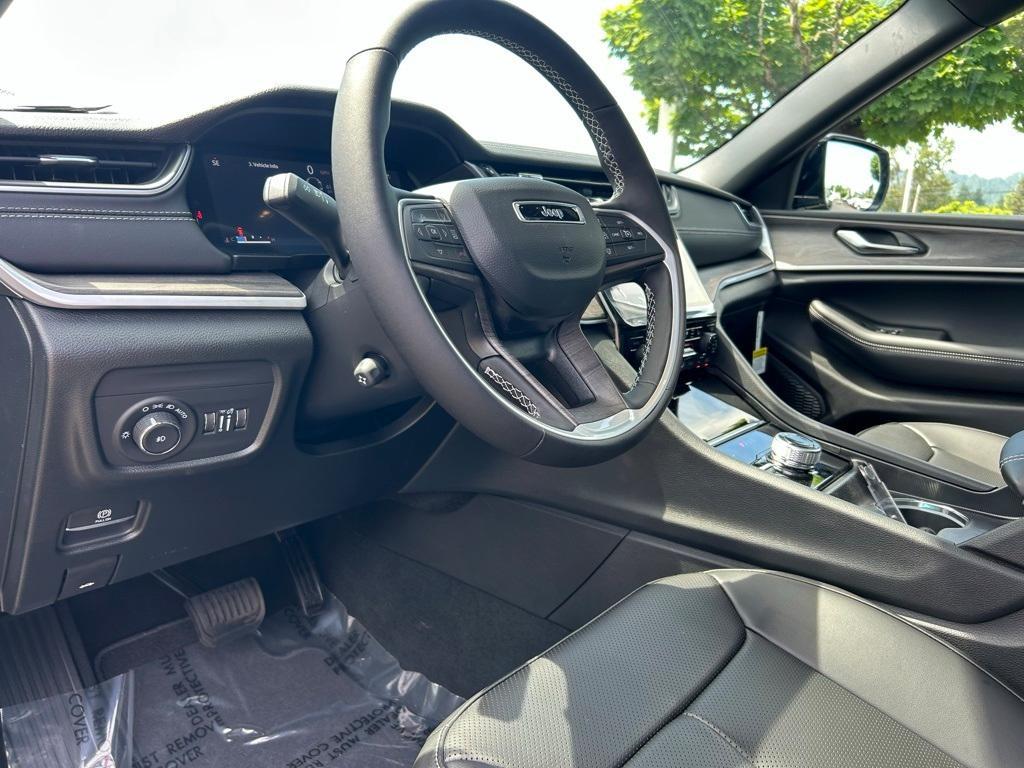 new 2025 Jeep Grand Cherokee L car, priced at $53,226