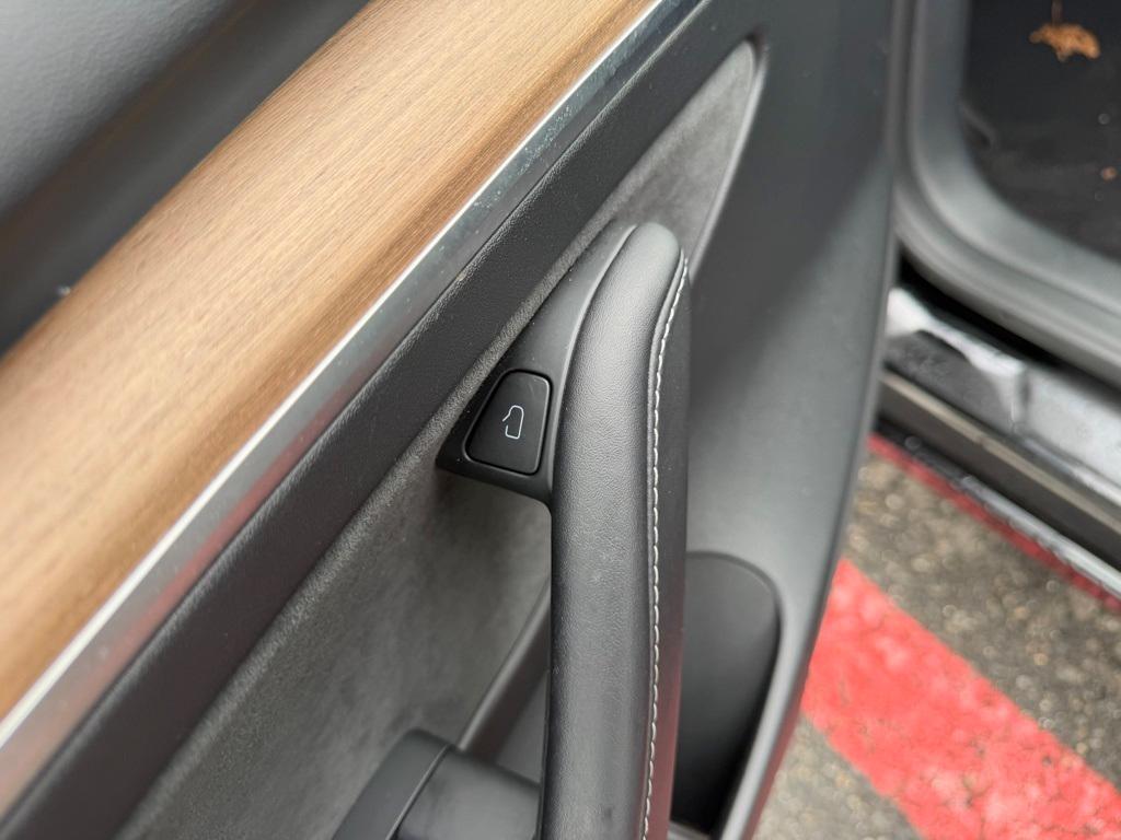 used 2023 Tesla Model 3 car, priced at $26,500