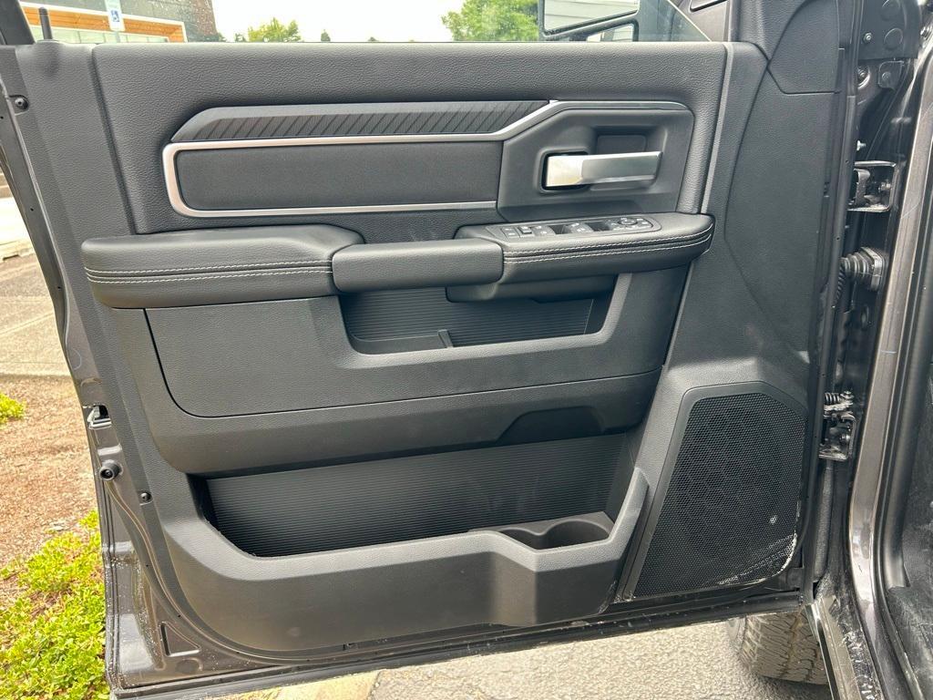 new 2026 Ram 3500 car, priced at $68,992