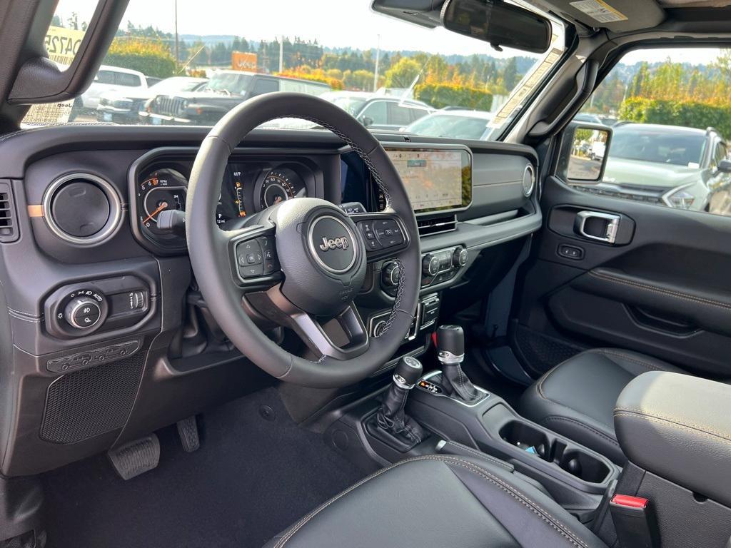 new 2025 Jeep Gladiator car, priced at $44,660