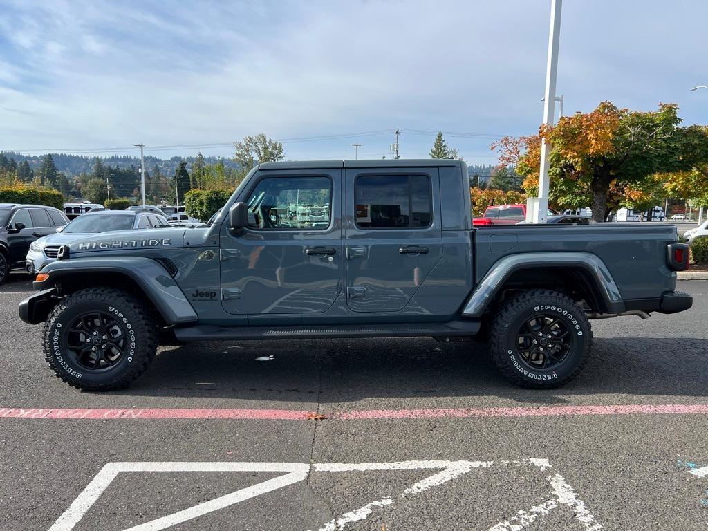 new 2025 Jeep Gladiator car, priced at $44,660
