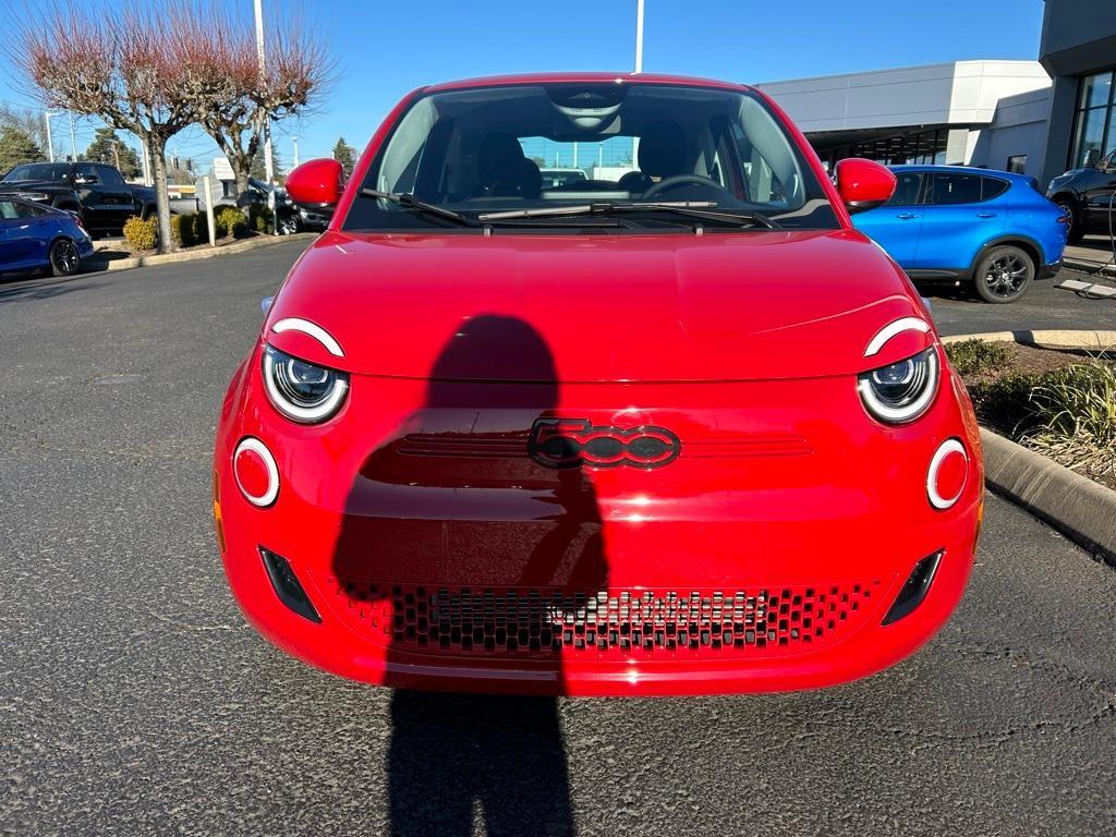 new 2024 FIAT 500e car, priced at $32,595