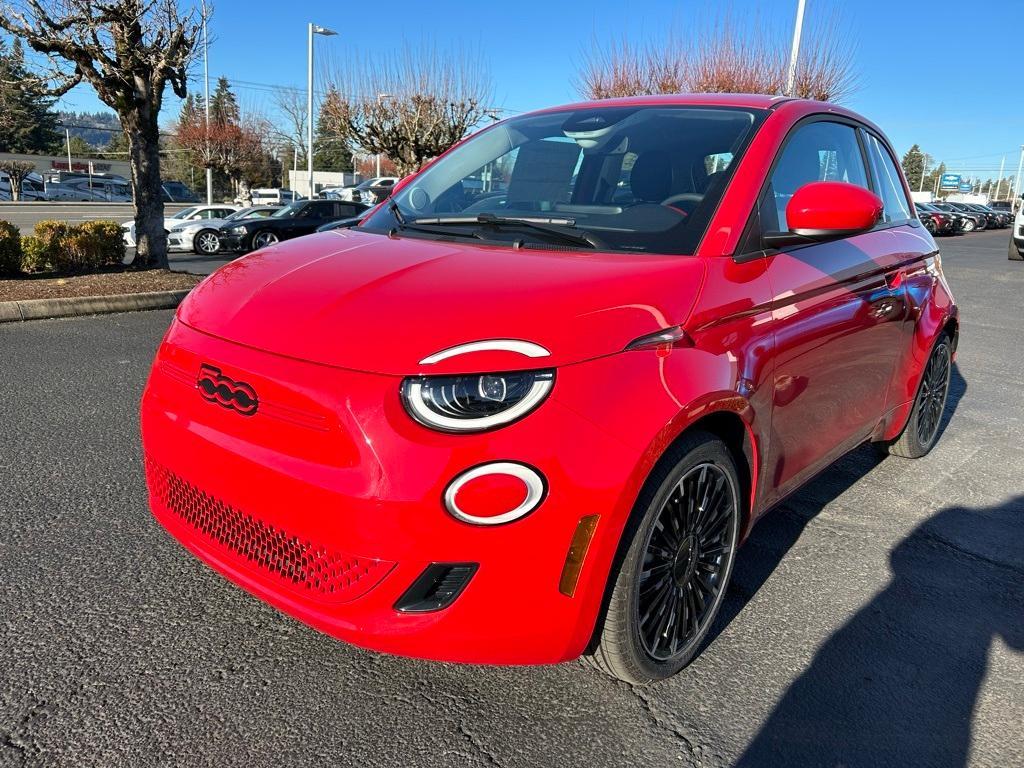 new 2024 FIAT 500e car, priced at $32,595