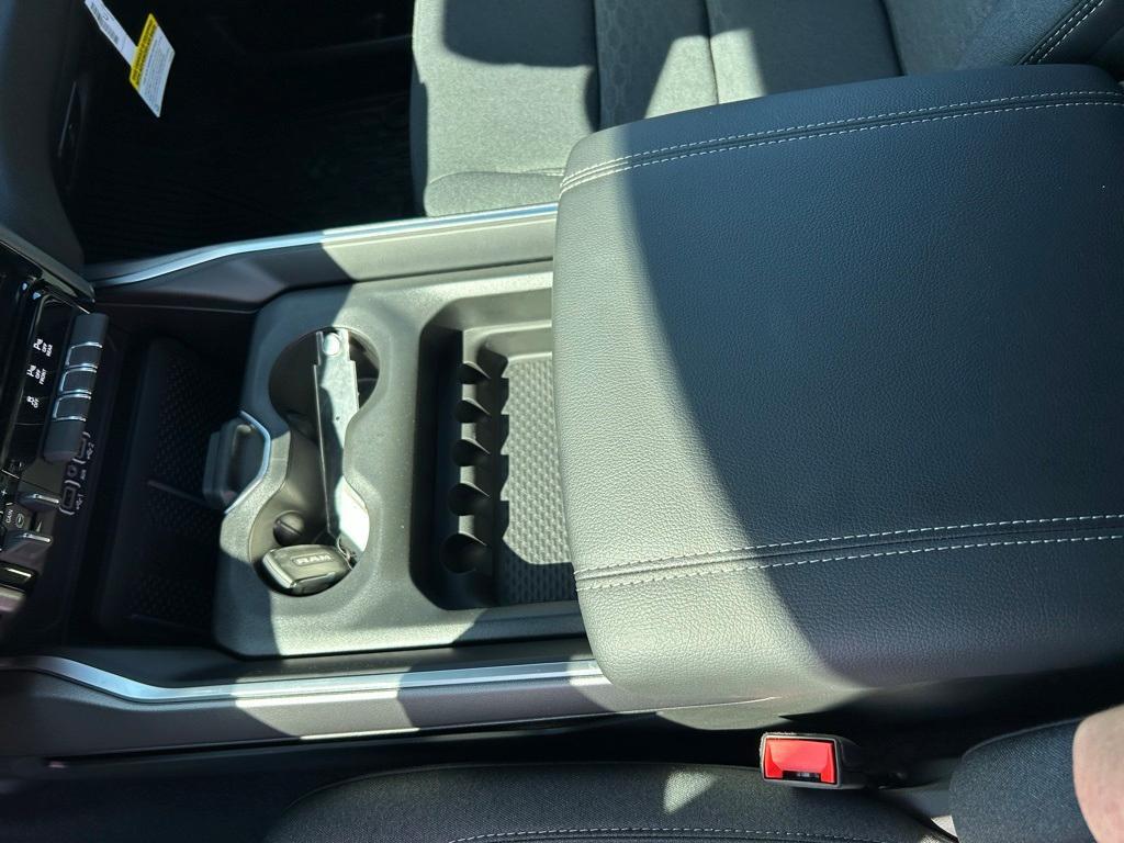 new 2025 Ram 1500 car, priced at $49,772