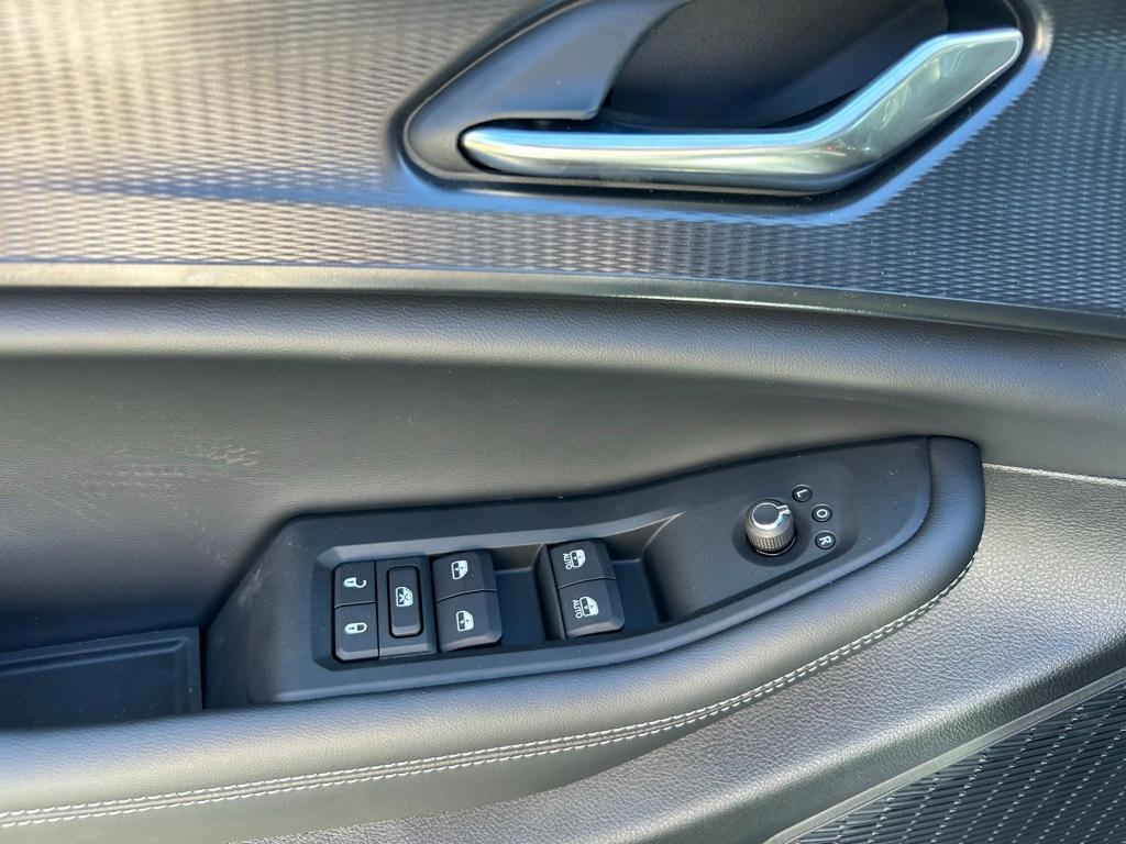 new 2025 Jeep Grand Cherokee car, priced at $34,992