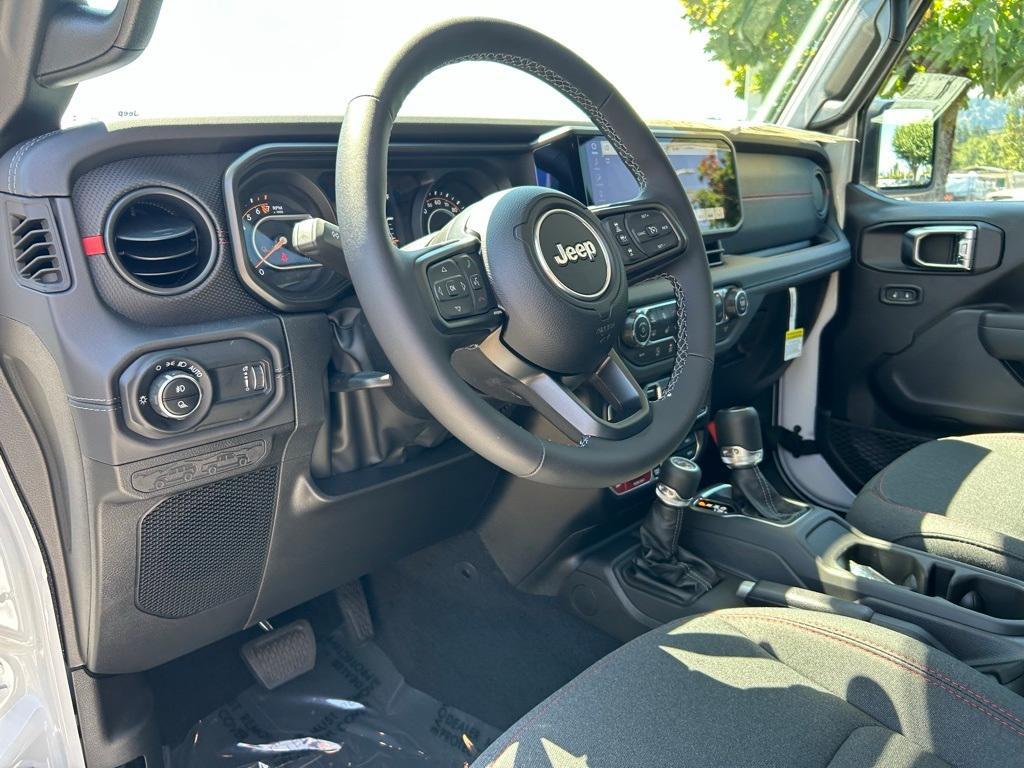 new 2025 Jeep Gladiator car, priced at $46,892