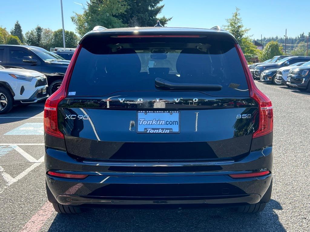 used 2023 Volvo XC90 car, priced at $37,900