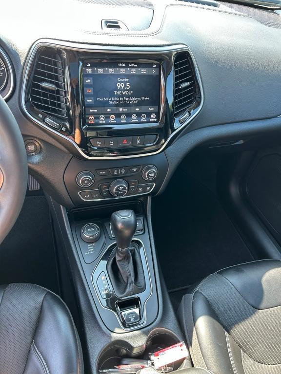used 2022 Jeep Cherokee car, priced at $27,990