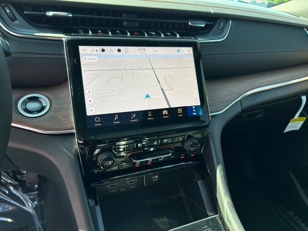 new 2025 Jeep Grand Cherokee L car, priced at $61,463